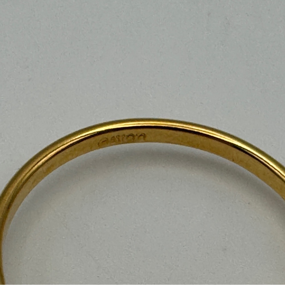 Avon Gold Tone Ring Blue Teardrop Simulated Gemstone Size 8 Vintage Style - Picture 3 of 6
